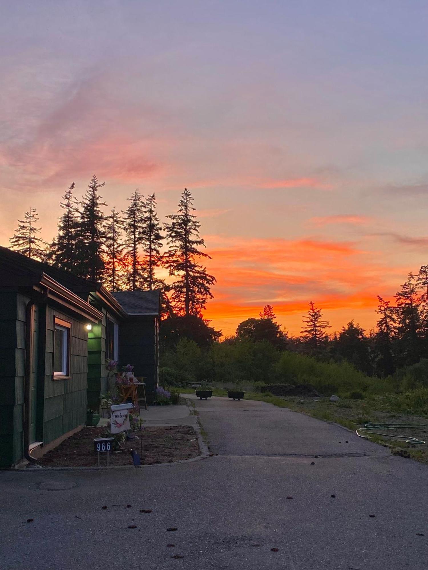 Cabin - Hot Tub - Fire Pit - View - Getaway! Oak Harbor Esterno foto
